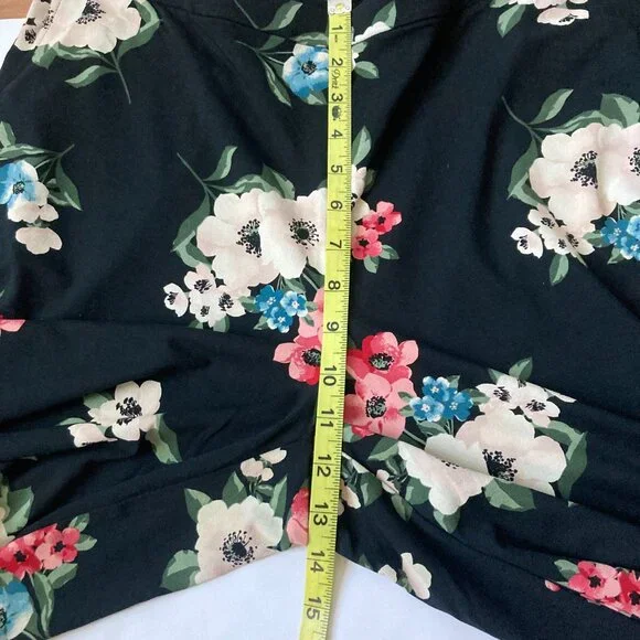 NWT J. Jill Wearever Collection Black Floral Pants Wide Leg Cropped Size Large - Picture 9 of 13